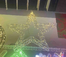 ESTRELLA DECORATIVO NAVIDEÑO CON LUZ LED 50CM