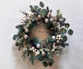 GUIRNALDA NAVIDEÑO REDONDO CON FRUTAS BEIGE E BLANCAS EUCALIPTO 50CM