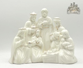 DECORATIVO NAVIDEÑO RESINA SAGRADA FAMILIA 24.9*13*21.5CM PESEBRE