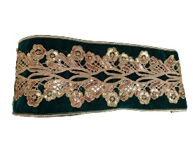 CINTA NAVIDEÑA DECORATIVA VERDE HOJA AVELUDADO CON ARABESCO DORADO 8.9CM*9M