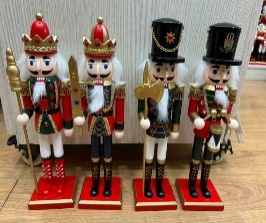 SOLDADO CASCANUECES NAVIDEÑO 1PC VARIOS DISEÑOS