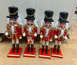 SOLDADO CASCANUECES NAVIDEÑO 1PC VARIOS DISEÑOS