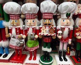 SOLDADO CASCANUECES NAVIDEÑO 1PC VARIOS DISEÑOS